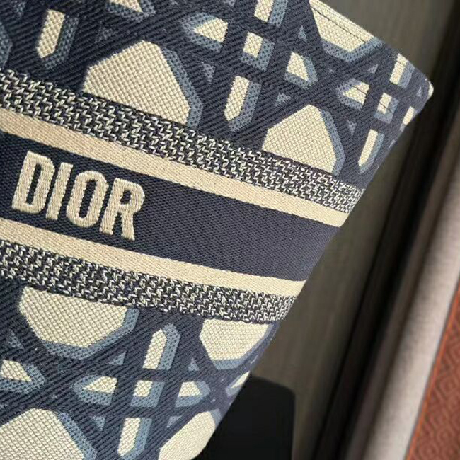 Christian Dior g57